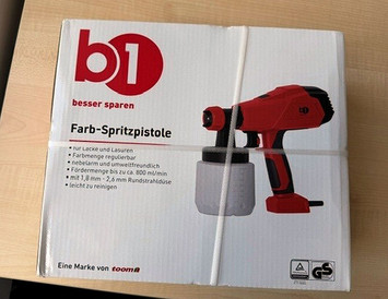 Farb-Spritzpistole der Marke Toom für Lacke und Lasuren