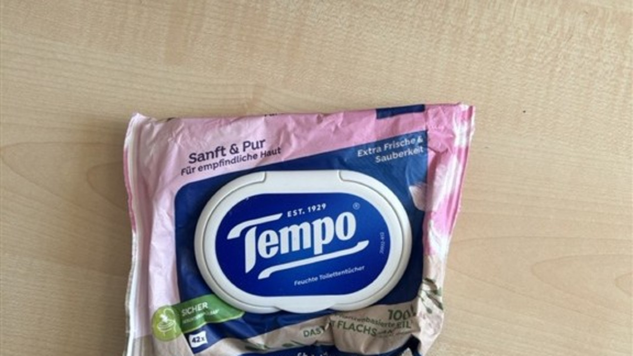 Das Foto zeigt eine Packung "Tempo"-Feuchttücher.