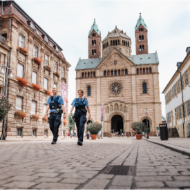 Streife vor Speyerer Dom