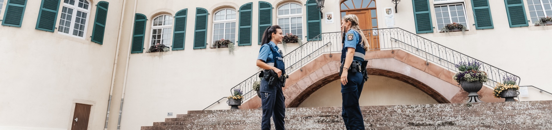 Polizeibeamtinnen in Bad Bergzabern